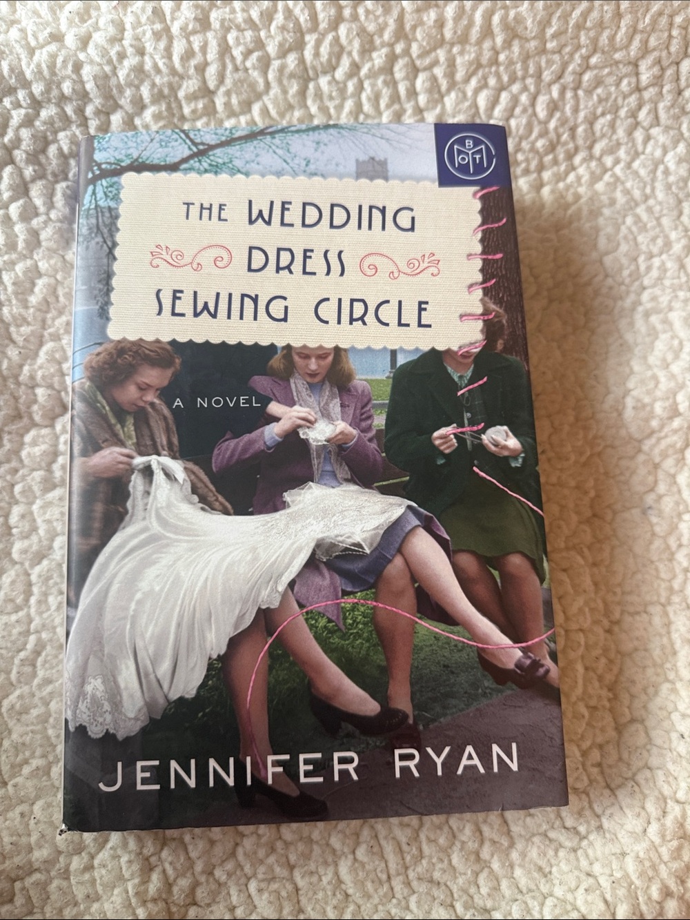 The Wedding Dress Sewing Circle by Jennifer Ryan - White/Cream Cover